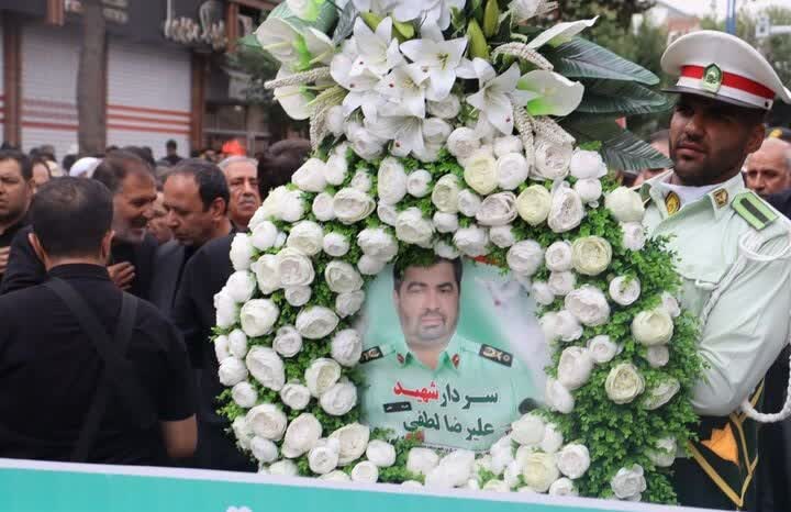 مراسم تشییع پیکر مطهر شهید اقتدار ملی و مدافع امنیت سردار سرتیپ علیرضا لطفی جانشین سازمان اطلاعات فراجا با حضور گسترده و پرشور مردم شهیدپرور ارومیه